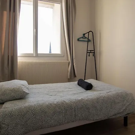 4 Place Darmes 3e Etage Apartment *